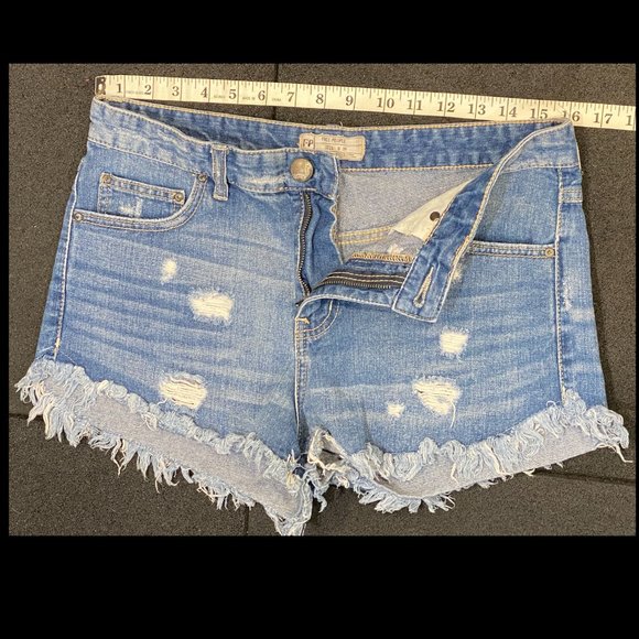 Free People Denim Shorts - Picture 11 of 12